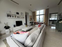 Latitude (D10), Condominium #579259931